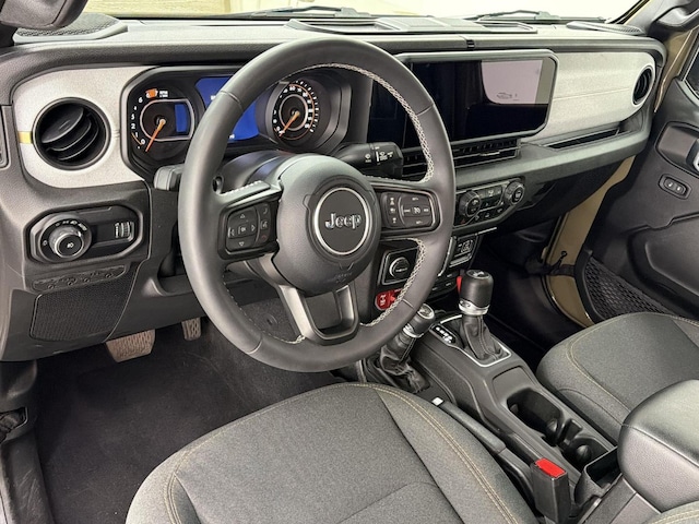 2025 Jeep Wrangler