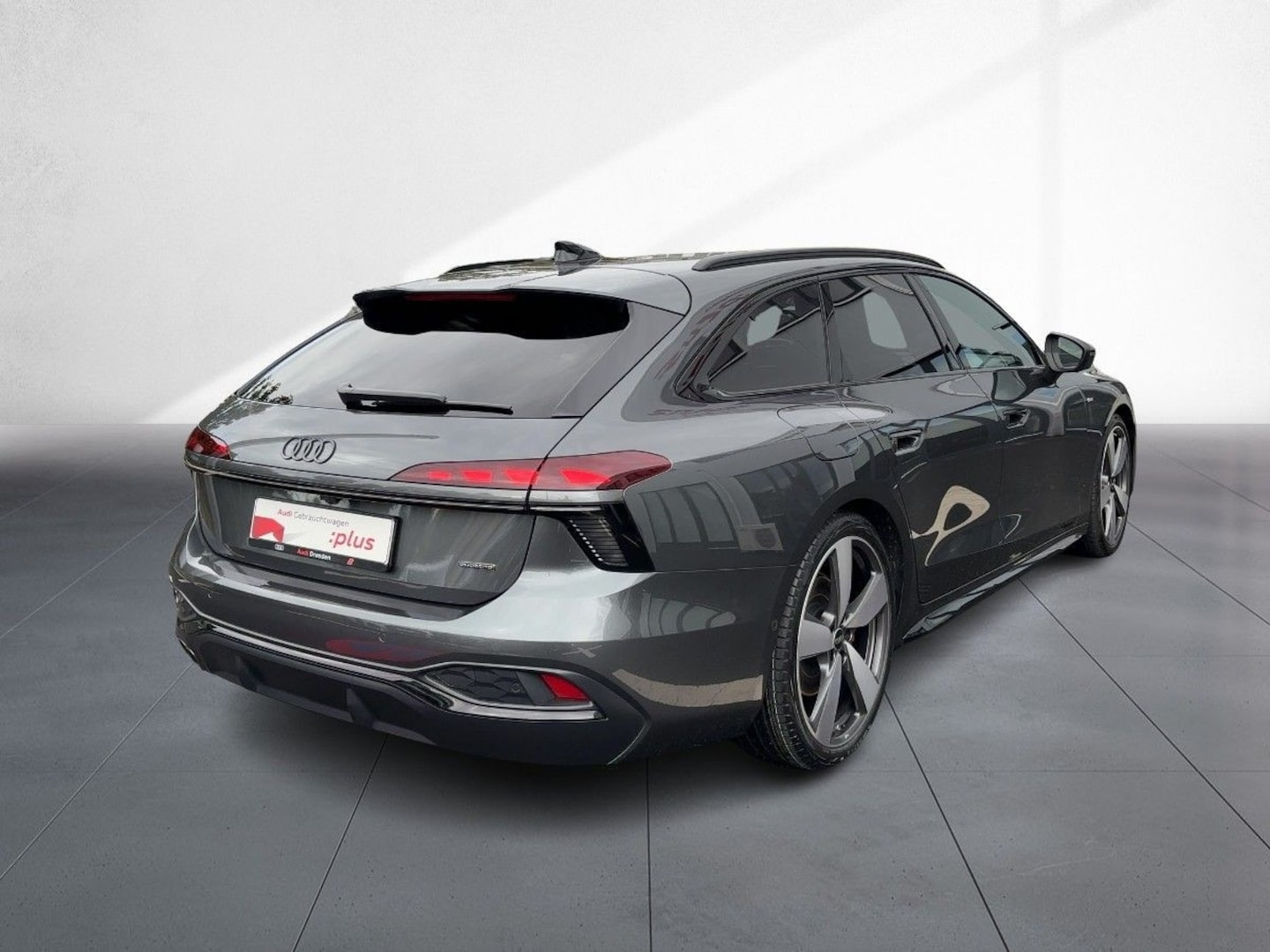 Bild über Audi A6 Avant TDI quattro 150 kW S tronic - für weitere Informationen kontaktieren Sie den Audi Partner