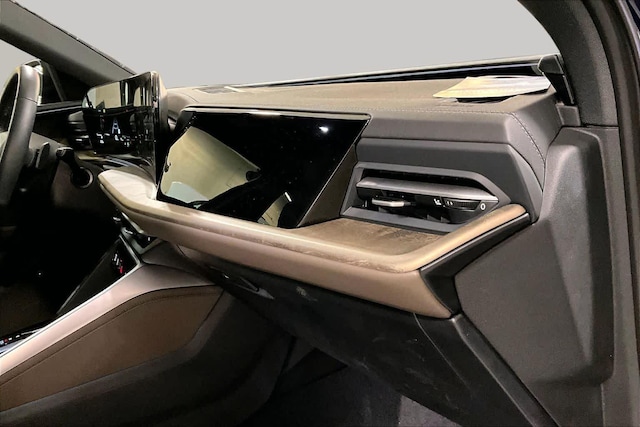 2025 Audi New Q5 Premium Plus - Photo 18