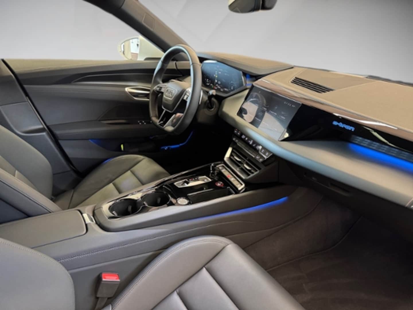 Bild über Audi e-tron GT e-tron quattro - für weitere Informationen kontaktieren Sie den Audi Partner