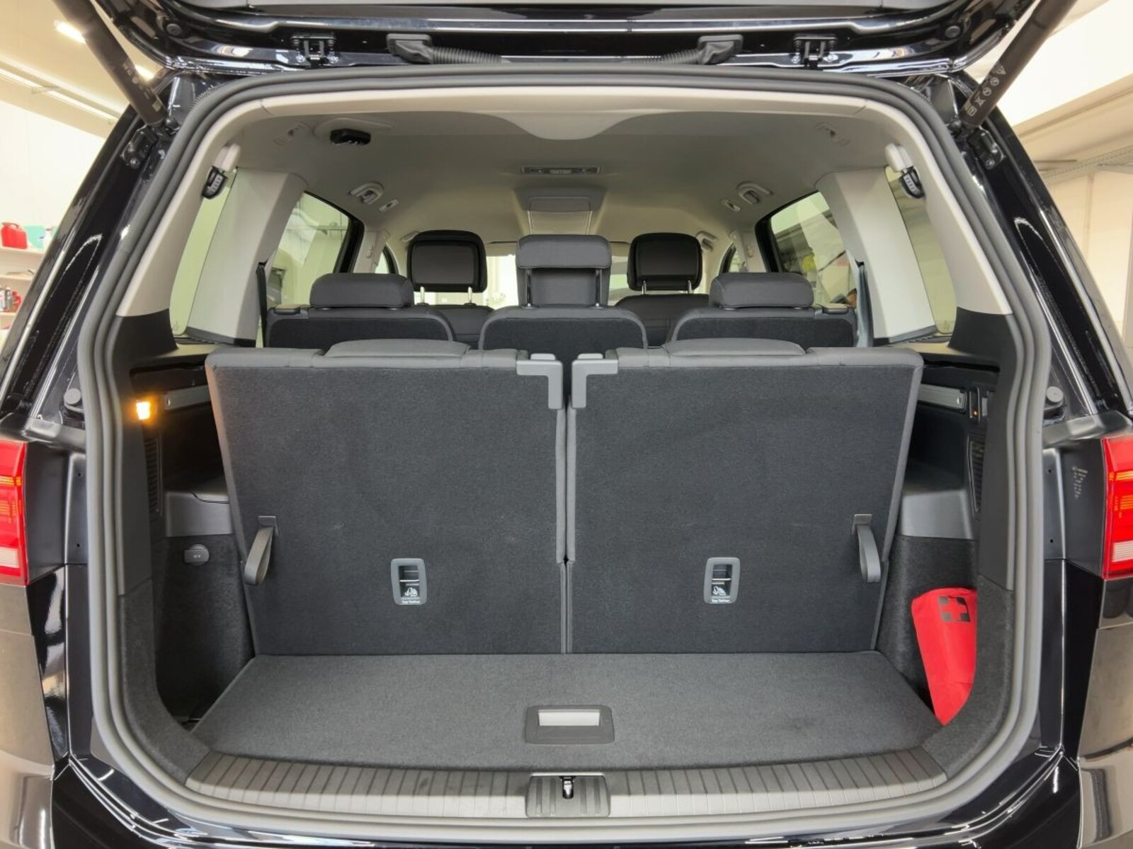 Volkswagen Touran – Bild 6