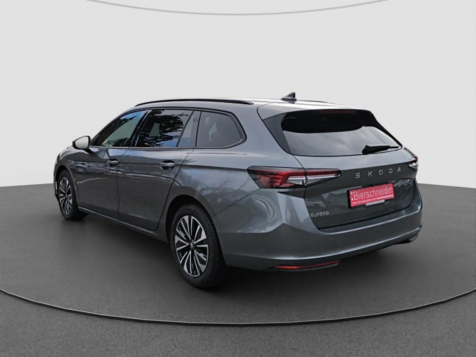 Škoda Superb Combi – Bild 7