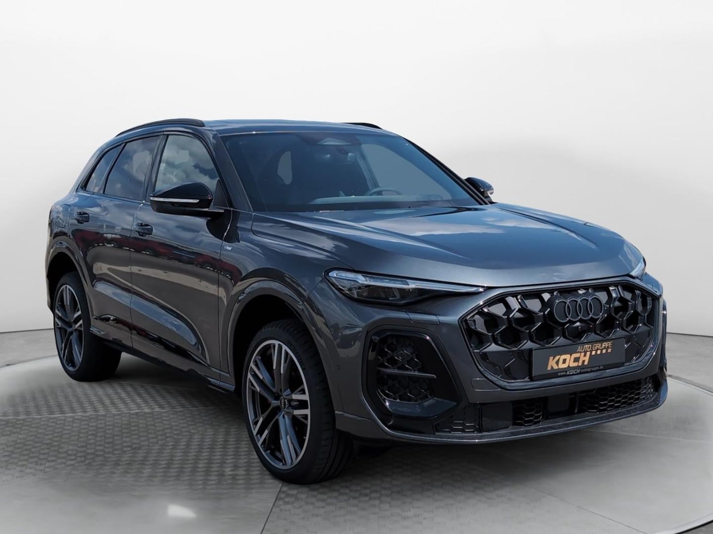 Bild über Audi Q5 SUV TDI quattro 220 kW S tronic - für weitere Informationen kontaktieren Sie den Audi Partner