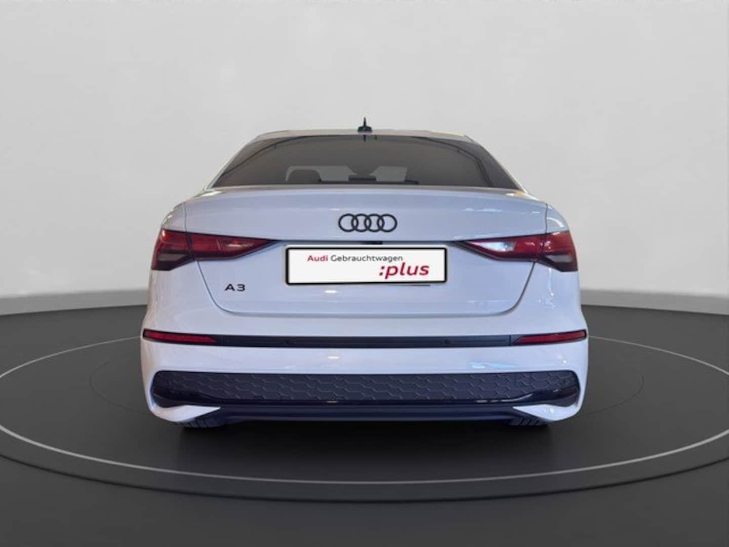 Bild über Audi A3 Limousine advanced 30 TFSI S tronic - für weitere Informationen kontaktieren Sie den Audi Partner