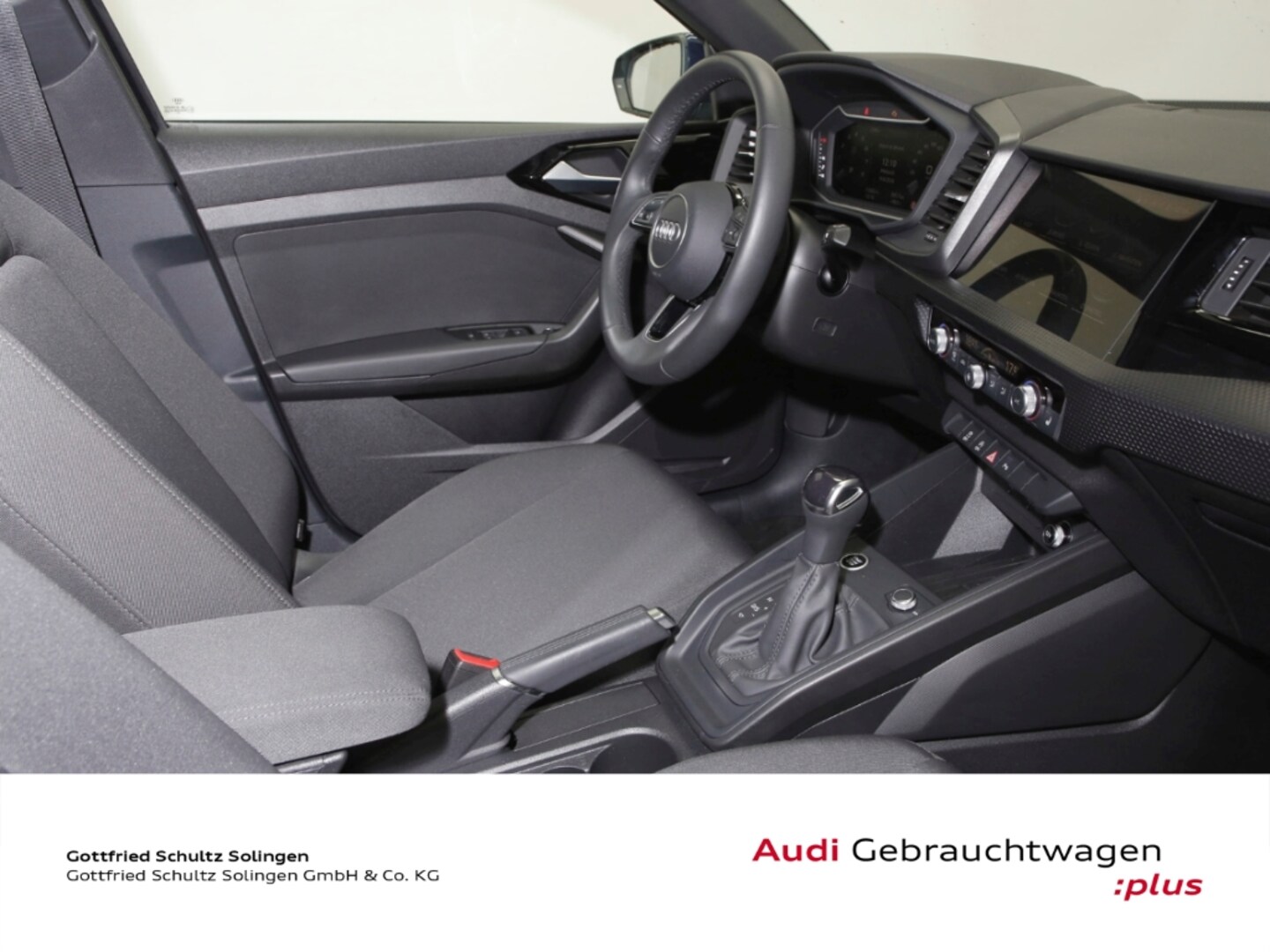 Bild über Audi A1 Sportback S line 25 TFSI S tronic - für weitere Informationen kontaktieren Sie den Audi Partner