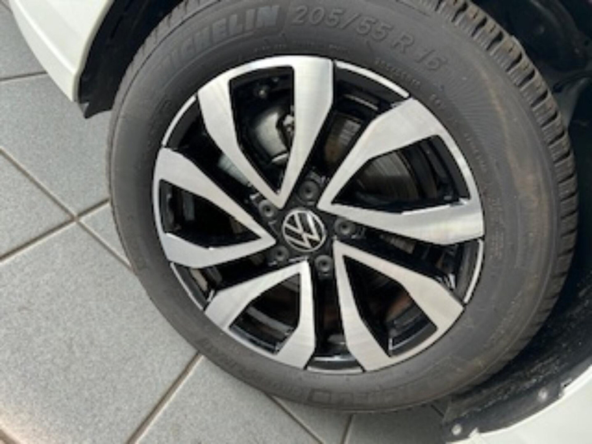 Volkswagen Golf Active