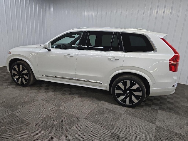 2023 Volvo XC90 Recharge Plug-In Hybrid