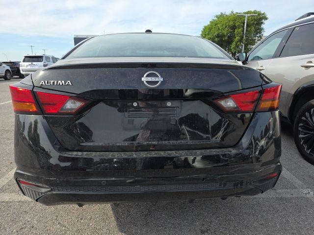 2025 Nissan Altima
