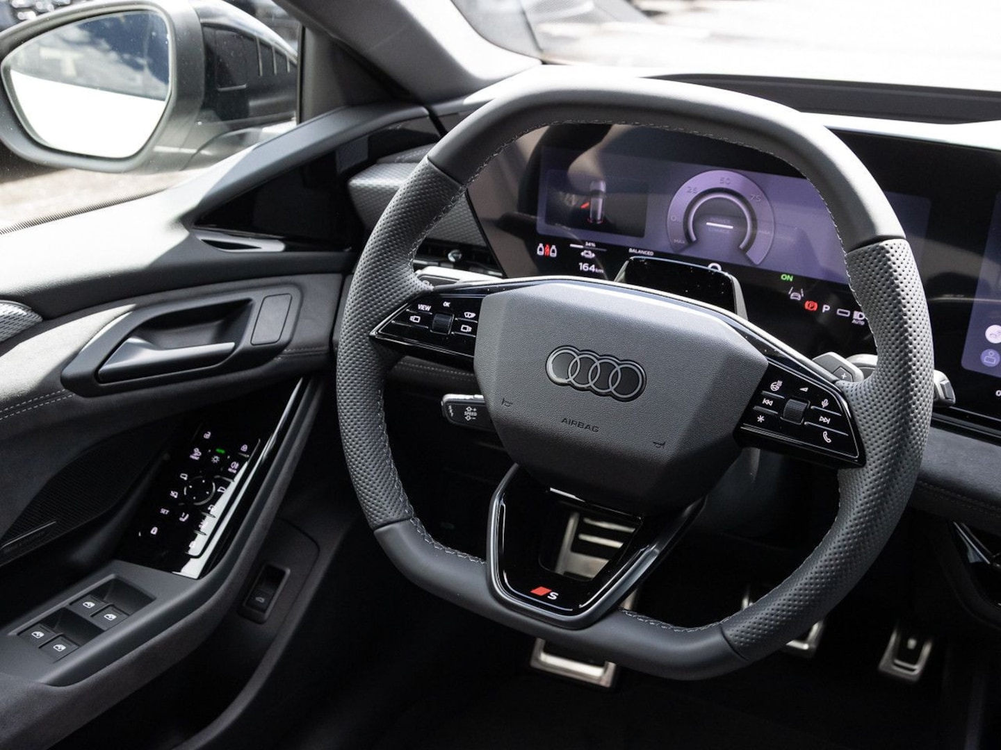 Bild über Audi A6 Avant e-tron S line business e-tron performance 270 kW - für weitere Informationen kontaktieren Sie den Audi Partner