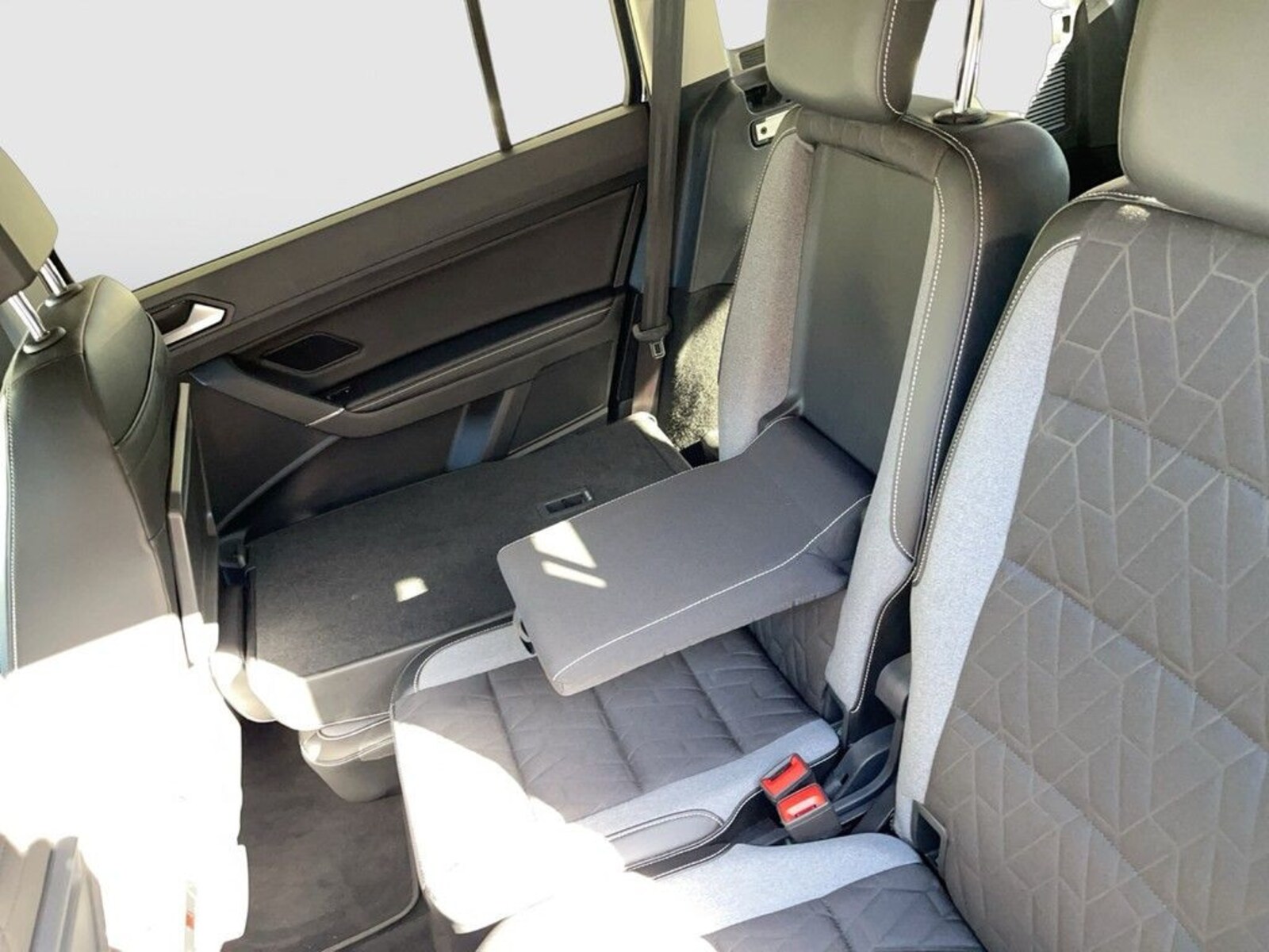 Volkswagen Touran – Bild 10