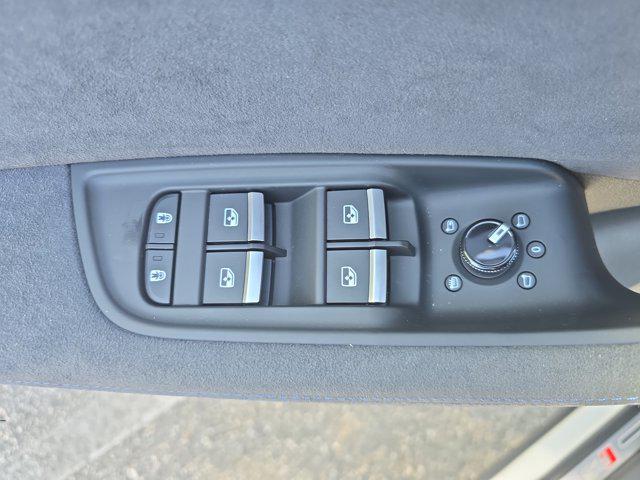 2026 Audi RS Q8 Base - Photo 26