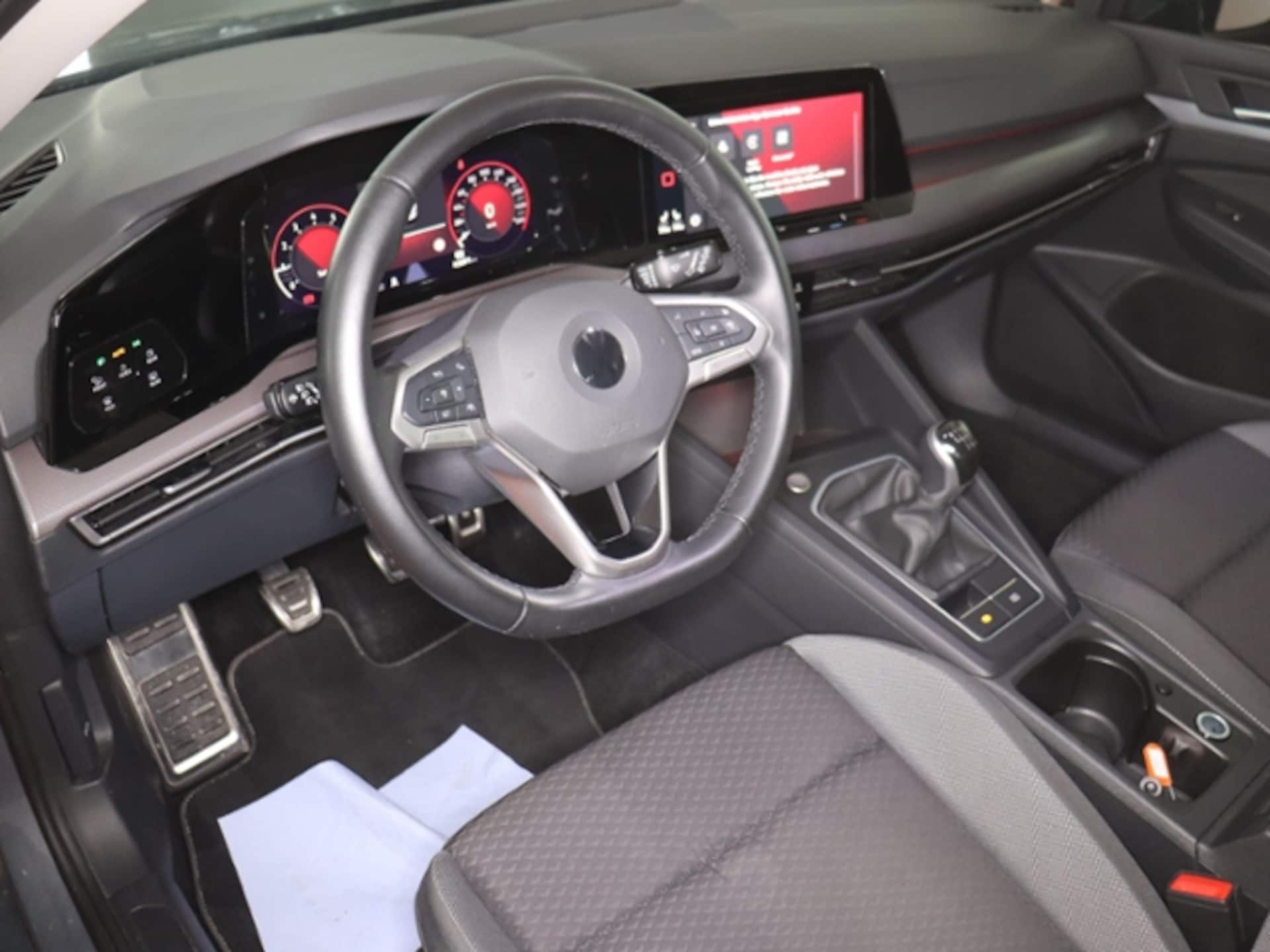 Volkswagen Golf Active