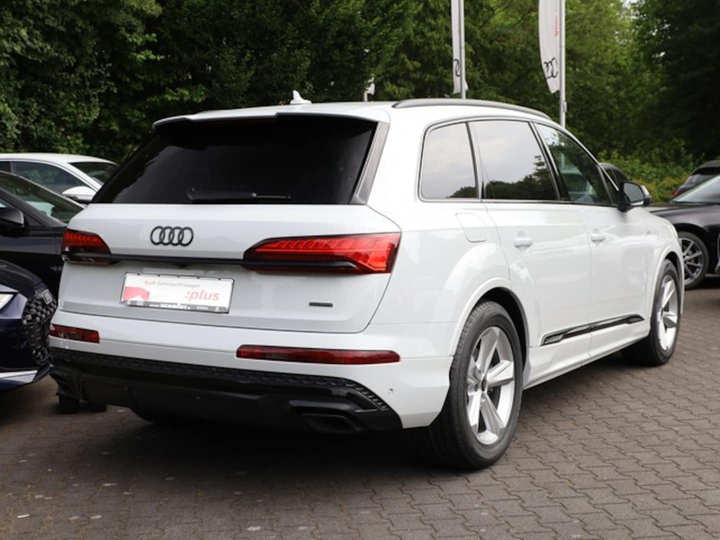 Bild über Audi Q7 SUV S line business TFSI quattro 250 kW tiptronic - für weitere Informationen kontaktieren Sie den Audi Partner