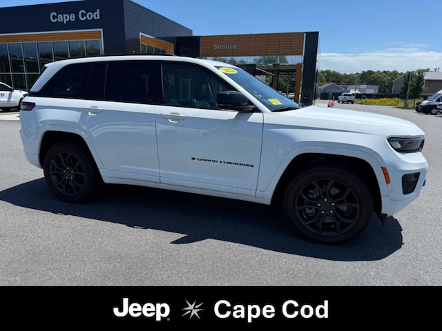 Photo of 2023 Jeep Grand Cherokee 4xe