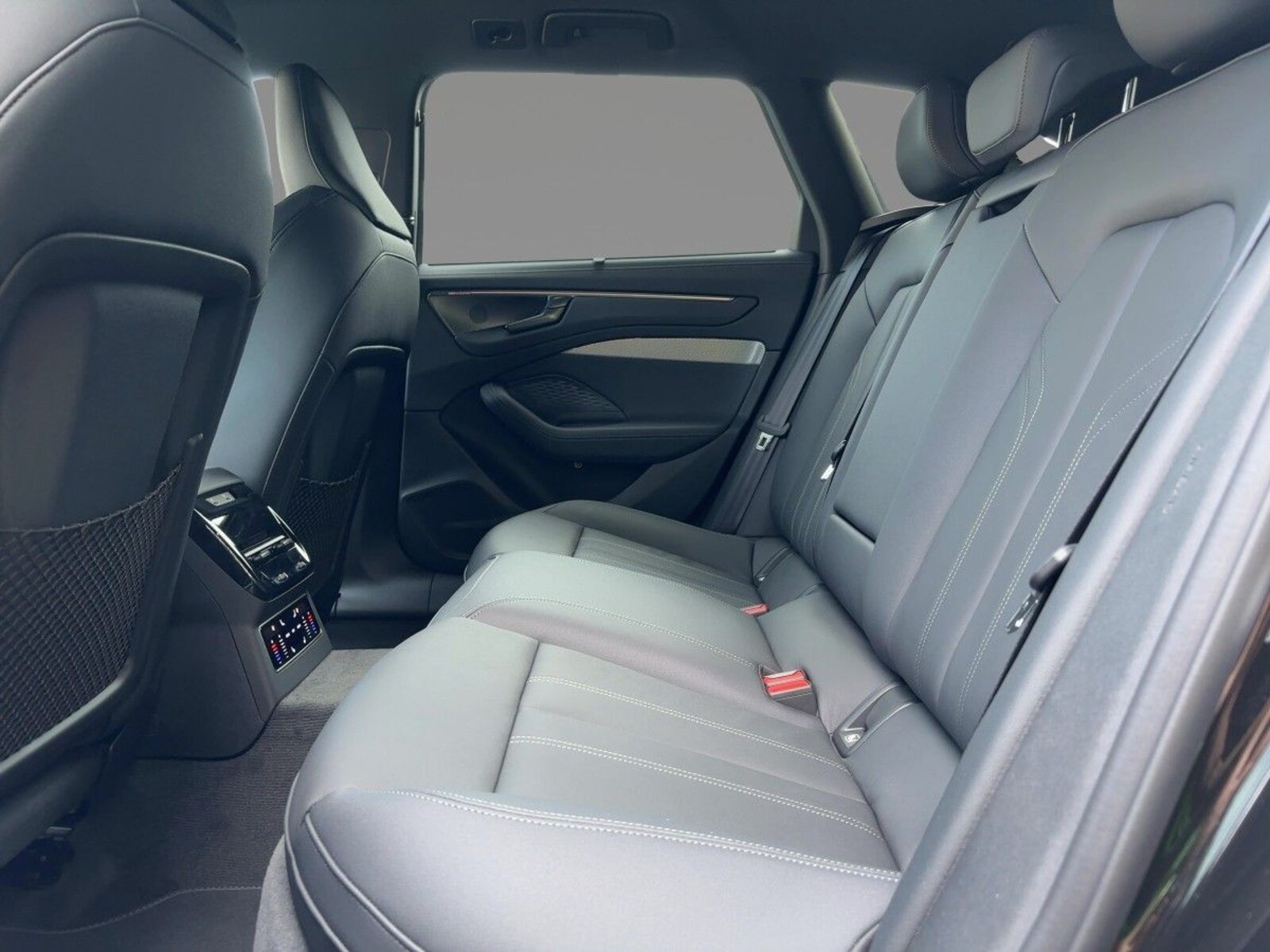 Audi A6 Avant – Bild 8