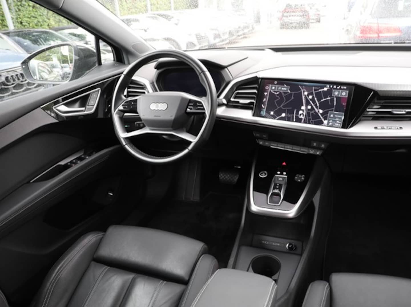 Bild über Audi Q4 Sportback e-tron 50 e-tron quattro - für weitere Informationen kontaktieren Sie den Audi Partner