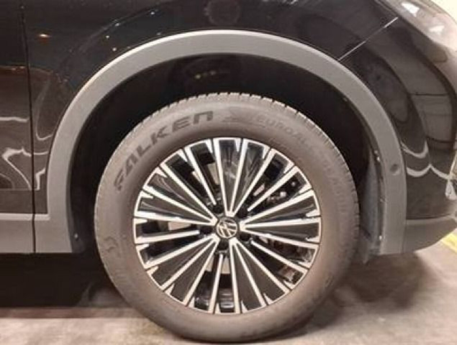 Volkswagen Tiguan – Bild 10
