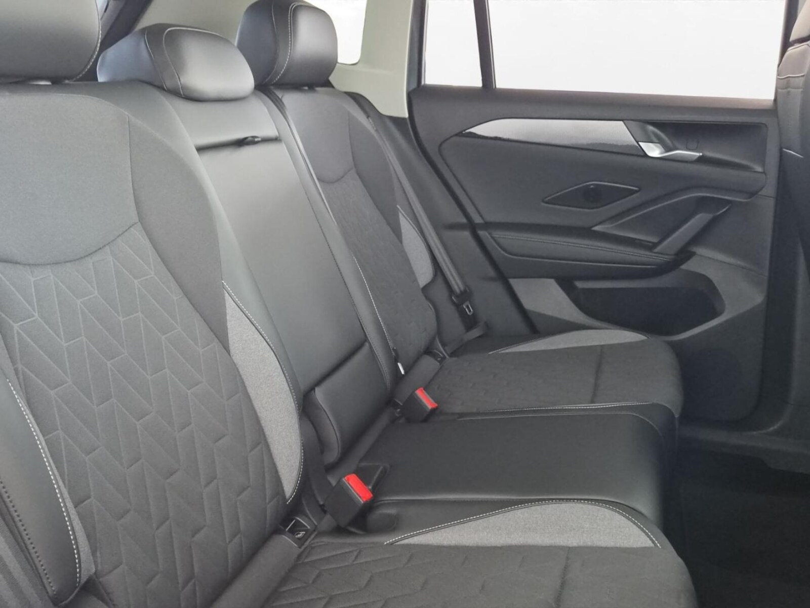 Volkswagen Tiguan – Bild 11