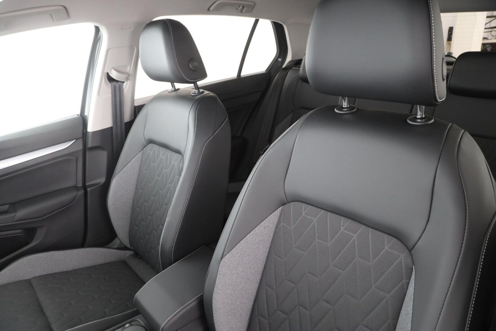 Volkswagen Golf – Bild 12