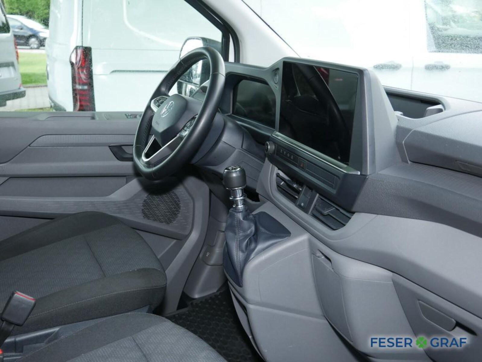 Volkswagen Transporter Kasten kurzer Radstand – Bild 4