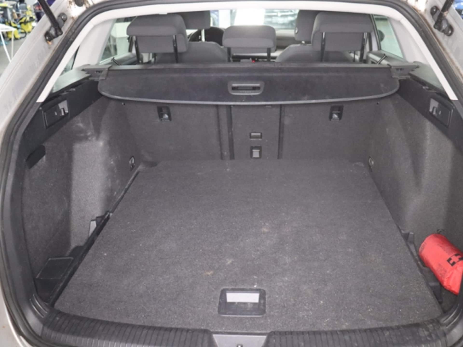 Volkswagen Golf Variant Life