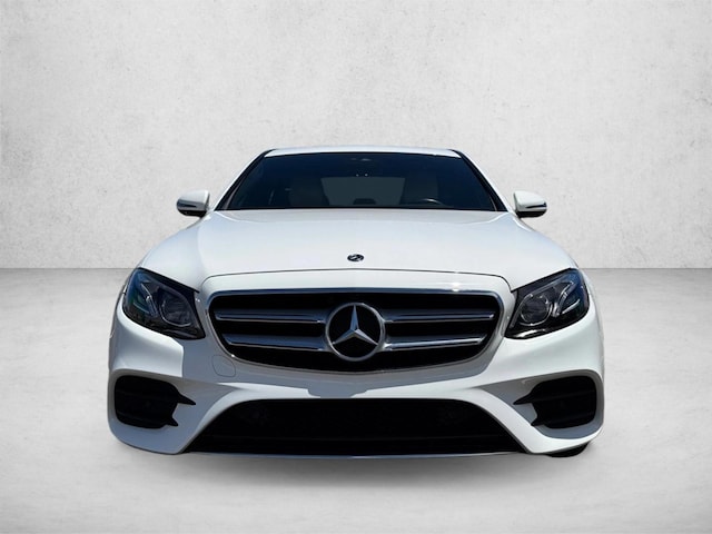 2019 Mercedes-Benz E 300