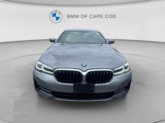 2023 BMW 530