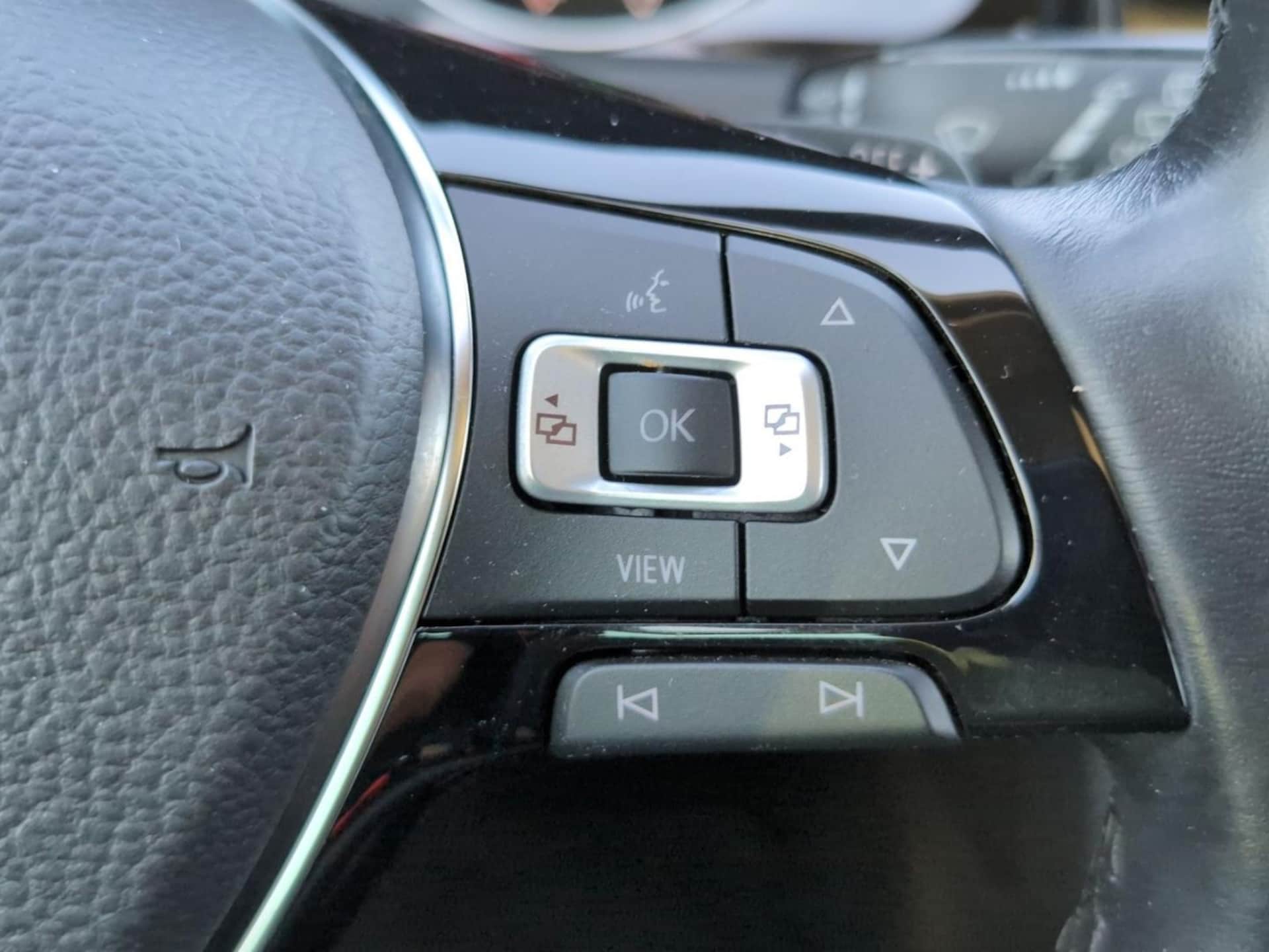 Volkswagen Golf IQ.DRIVE