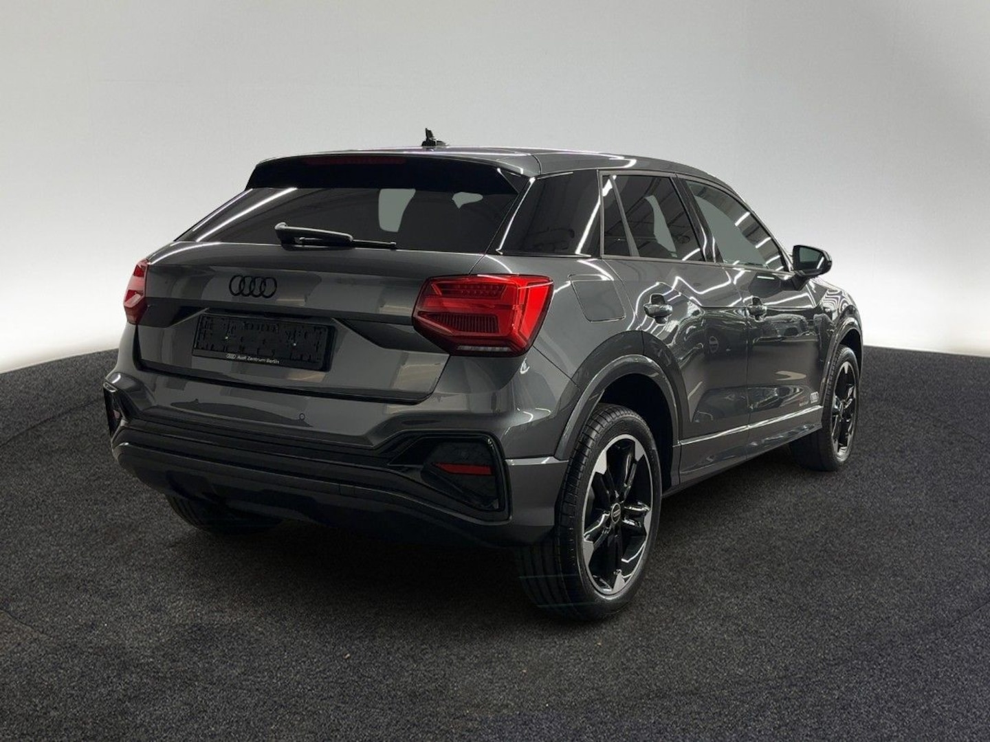 Bild über Audi Q2 S line 35 TFSI S tronic - für weitere Informationen kontaktieren Sie den Audi Partner