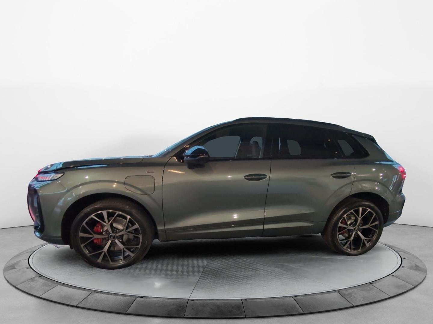 Bild über Audi Q3 SUV e-hybrid e-hybrid 200 kW S tronic - für weitere Informationen kontaktieren Sie den Audi Partner