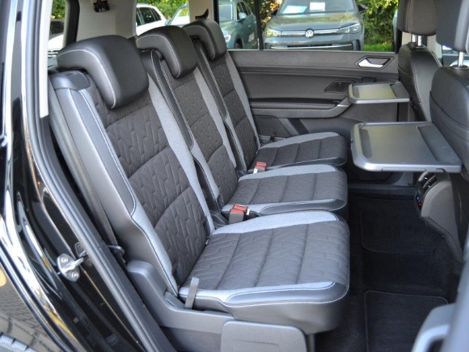 Volkswagen Touran – Bild 9