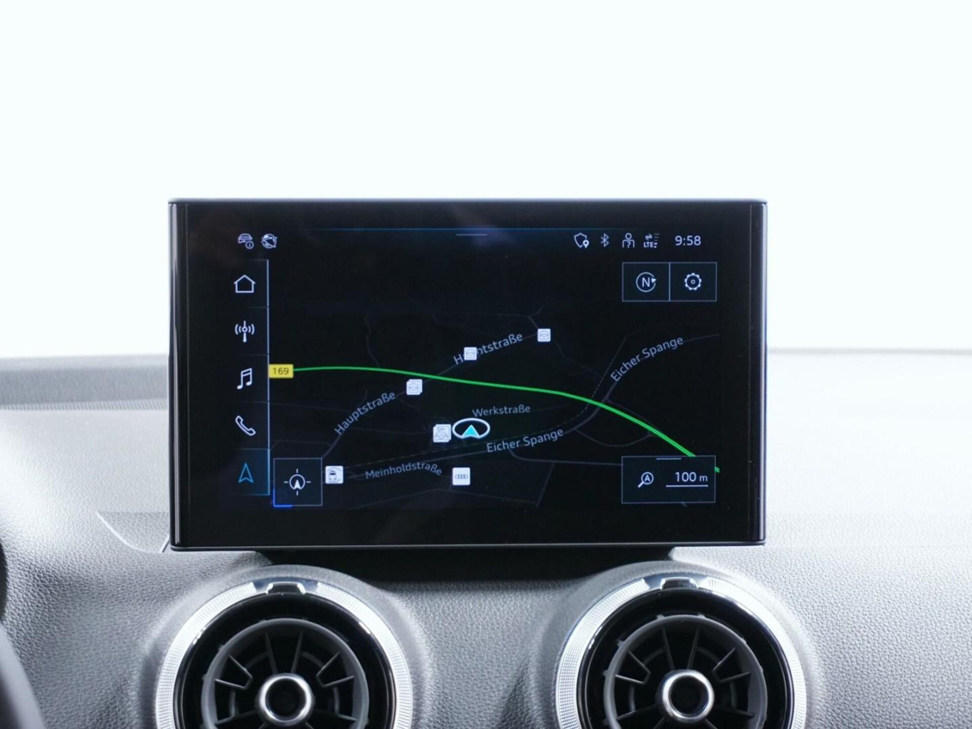 Audi Q2 S line