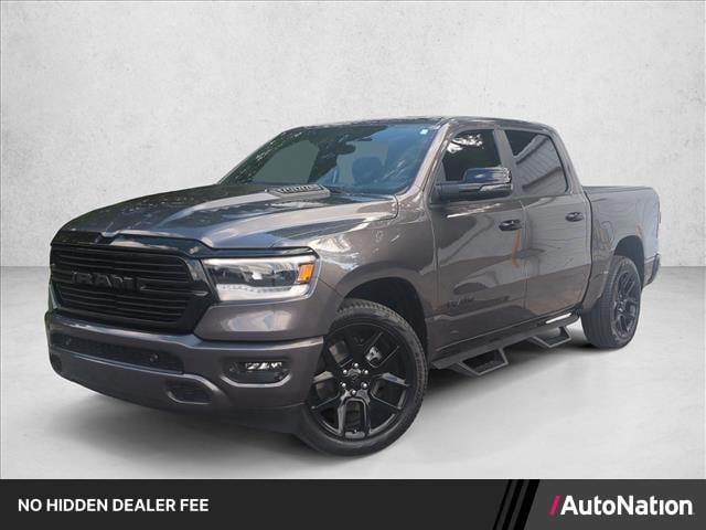 2024 RAM 1500 Laramie 4x4 Crew Cab 5'7's photo