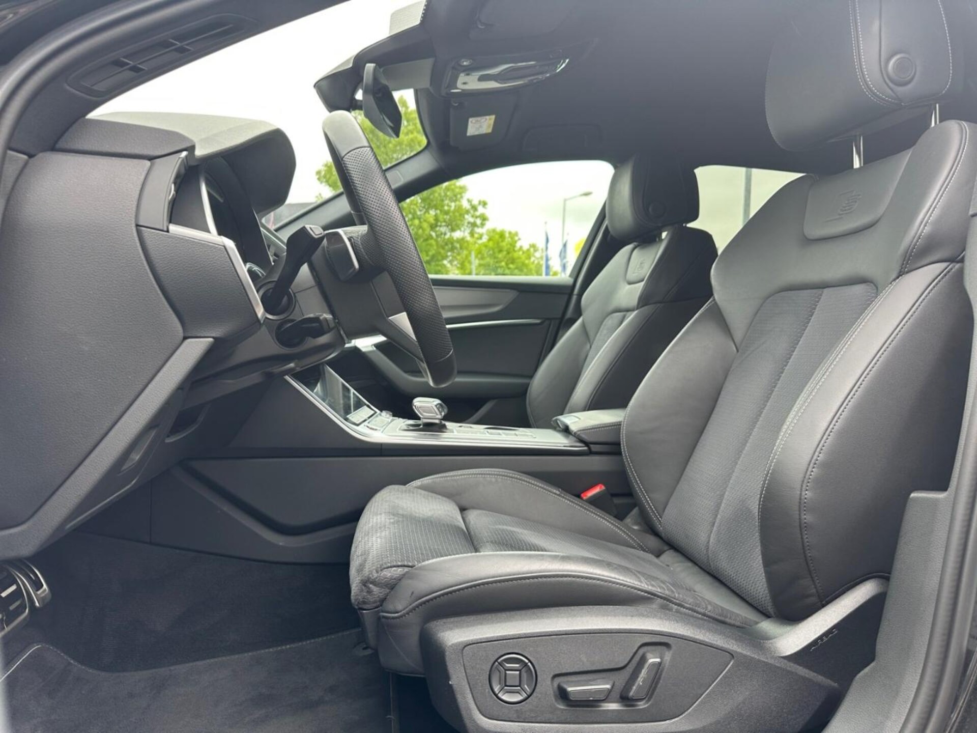 Audi S6 Avant