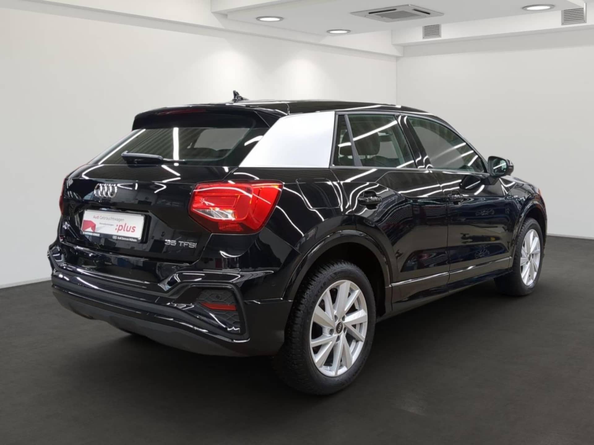 Audi Q2 S line