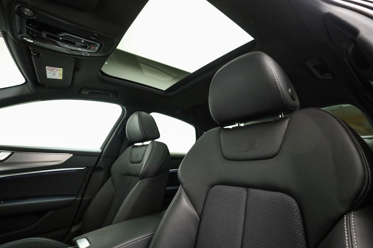 Bild über Audi S6 Limousine TDI quattro tiptronic - für weitere Informationen kontaktieren Sie den Audi Partner