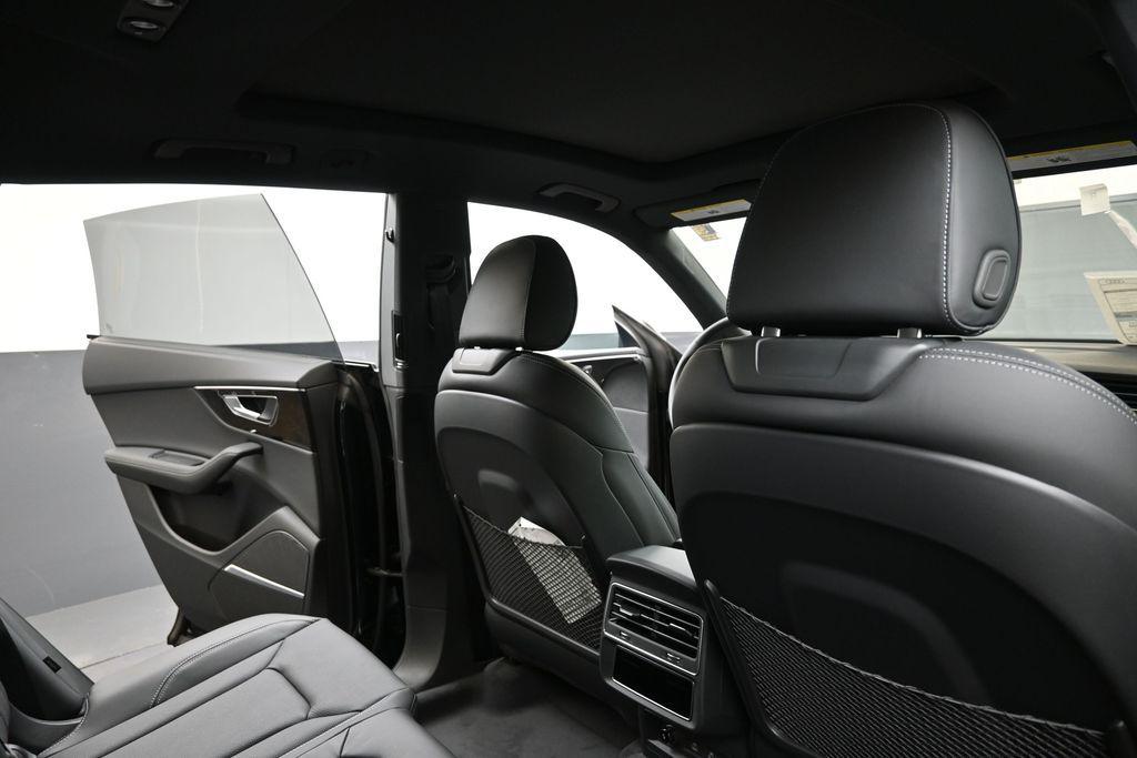 2026 Audi Q8 Prestige - Photo 15