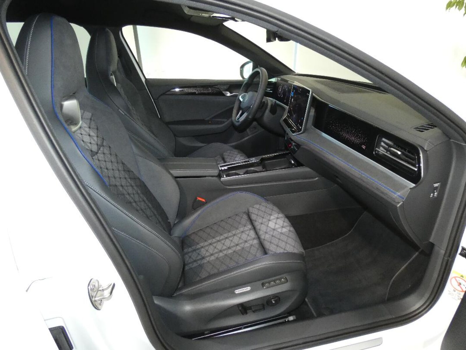 Volkswagen Passat – Bild 12