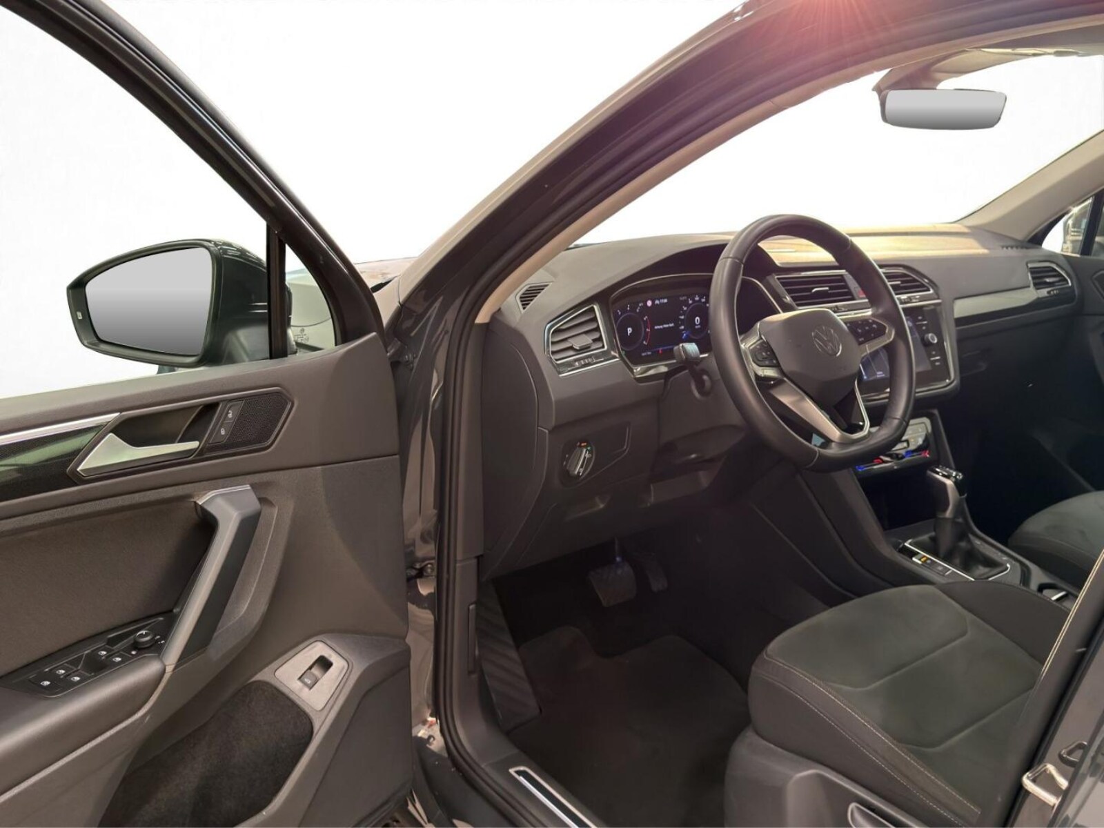 Volkswagen Tiguan – Bild 16