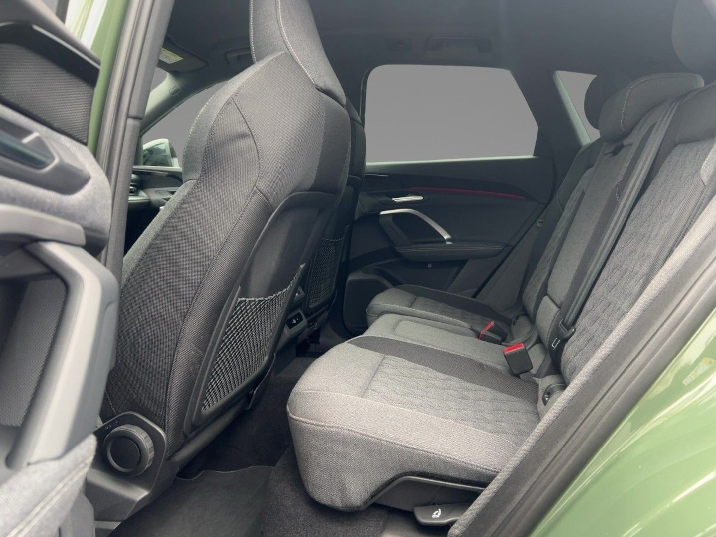 Bild über Audi Q5 SUV TFSI 150 kW S tronic - für weitere Informationen kontaktieren Sie den Audi Partner