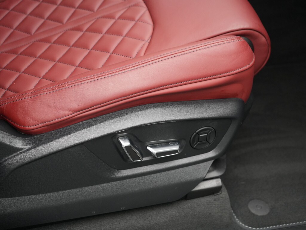 Image about Audi SQ8 TFSI quattro tiptronic