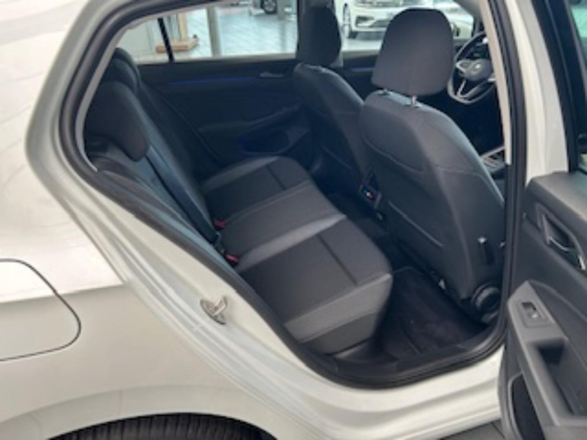 Volkswagen Golf Active