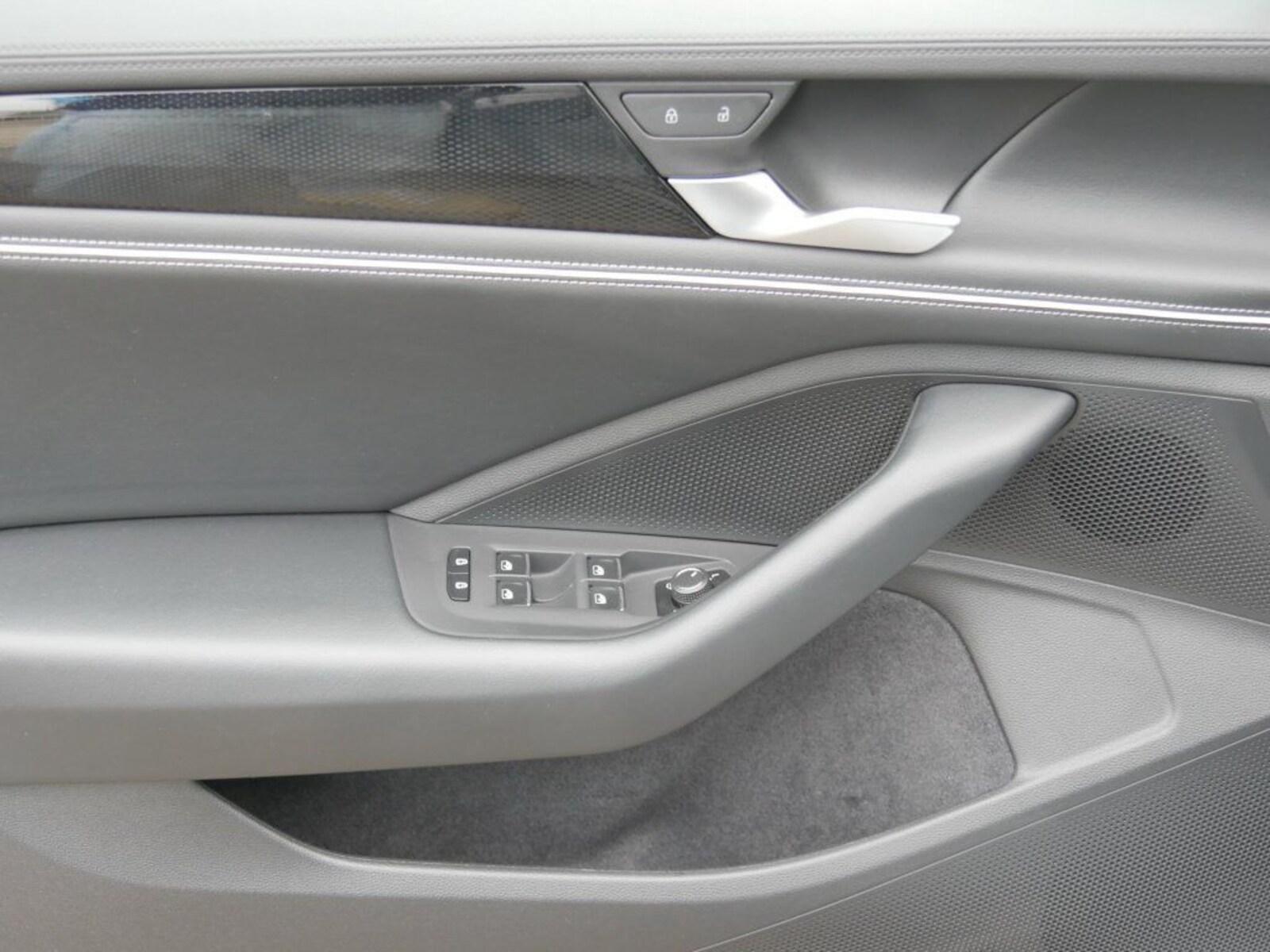 Volkswagen Passat – Bild 10