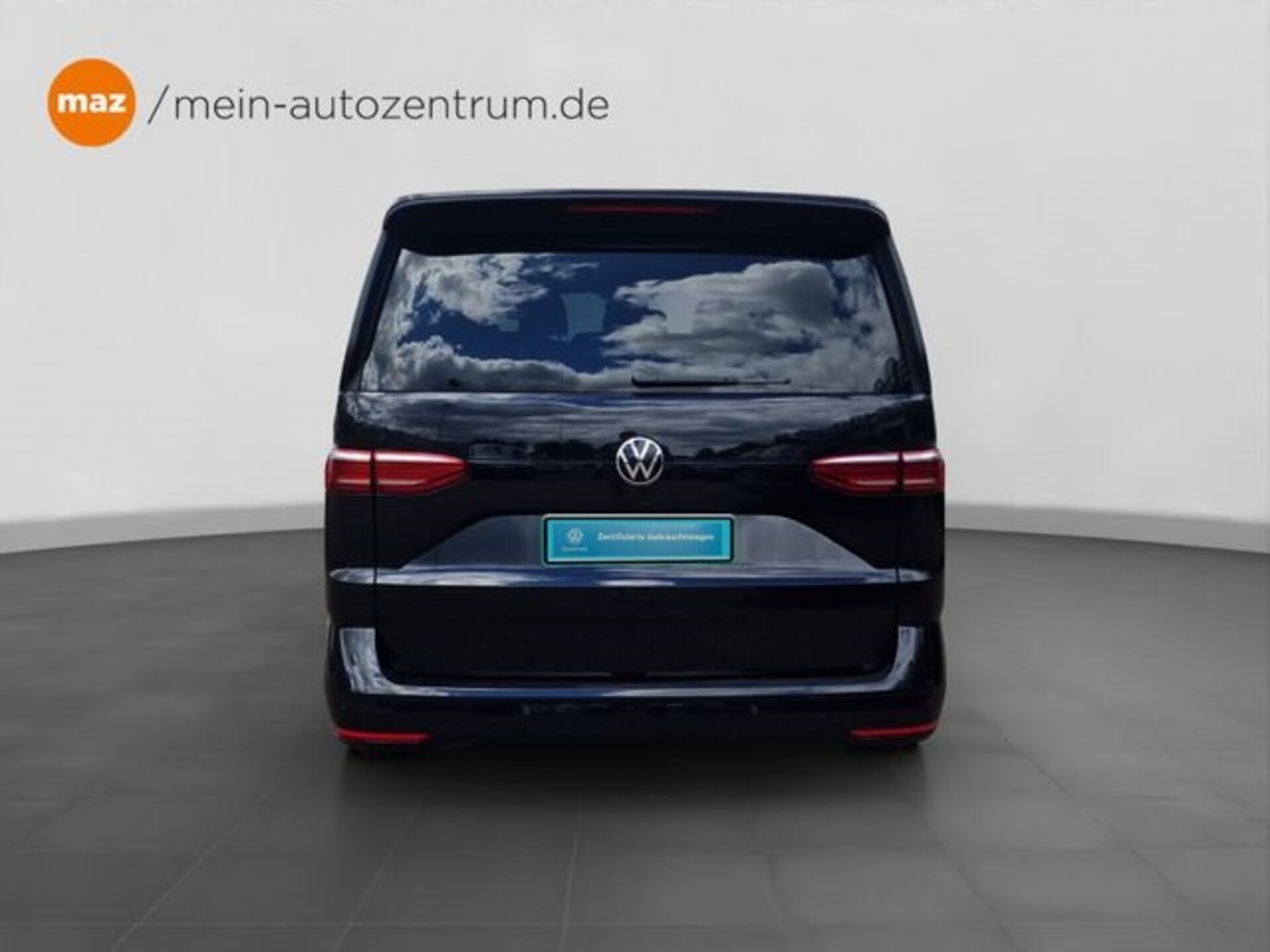 Volkswagen Multivan Langversion Basis-Modell