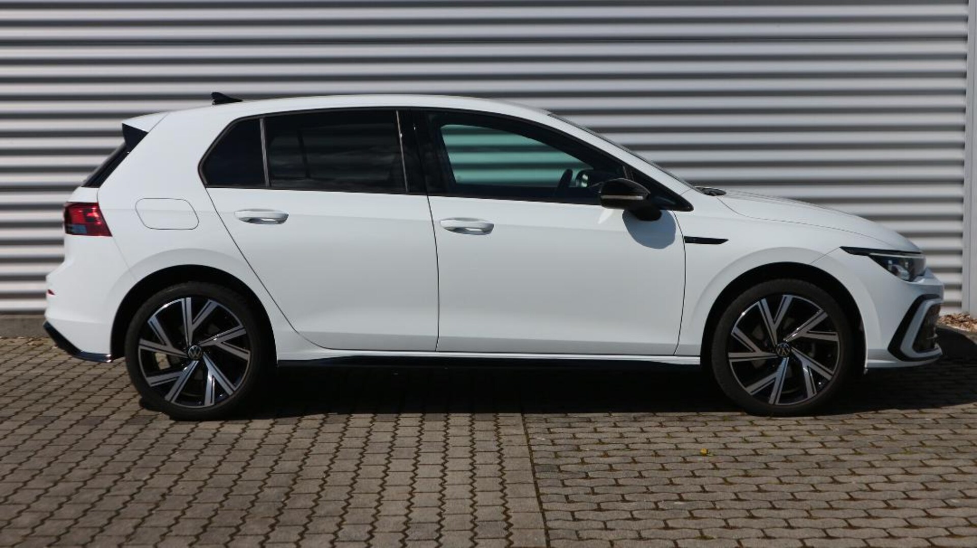 Volkswagen Golf R-Line