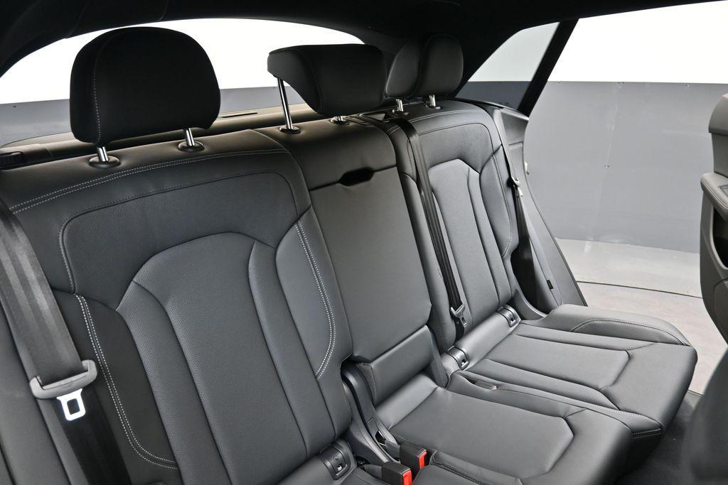 2026 Audi Q8 Prestige - Photo 16