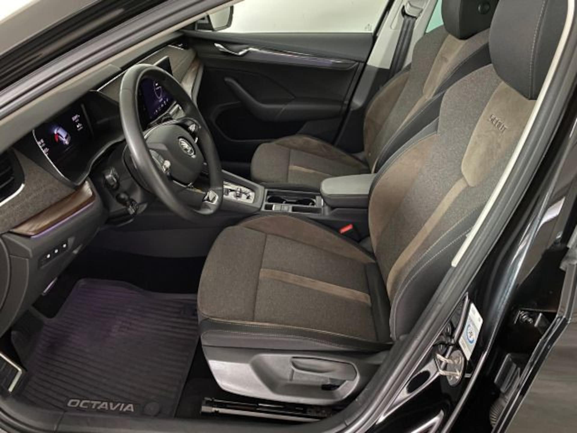 Skoda Octavia Combi SCOUT