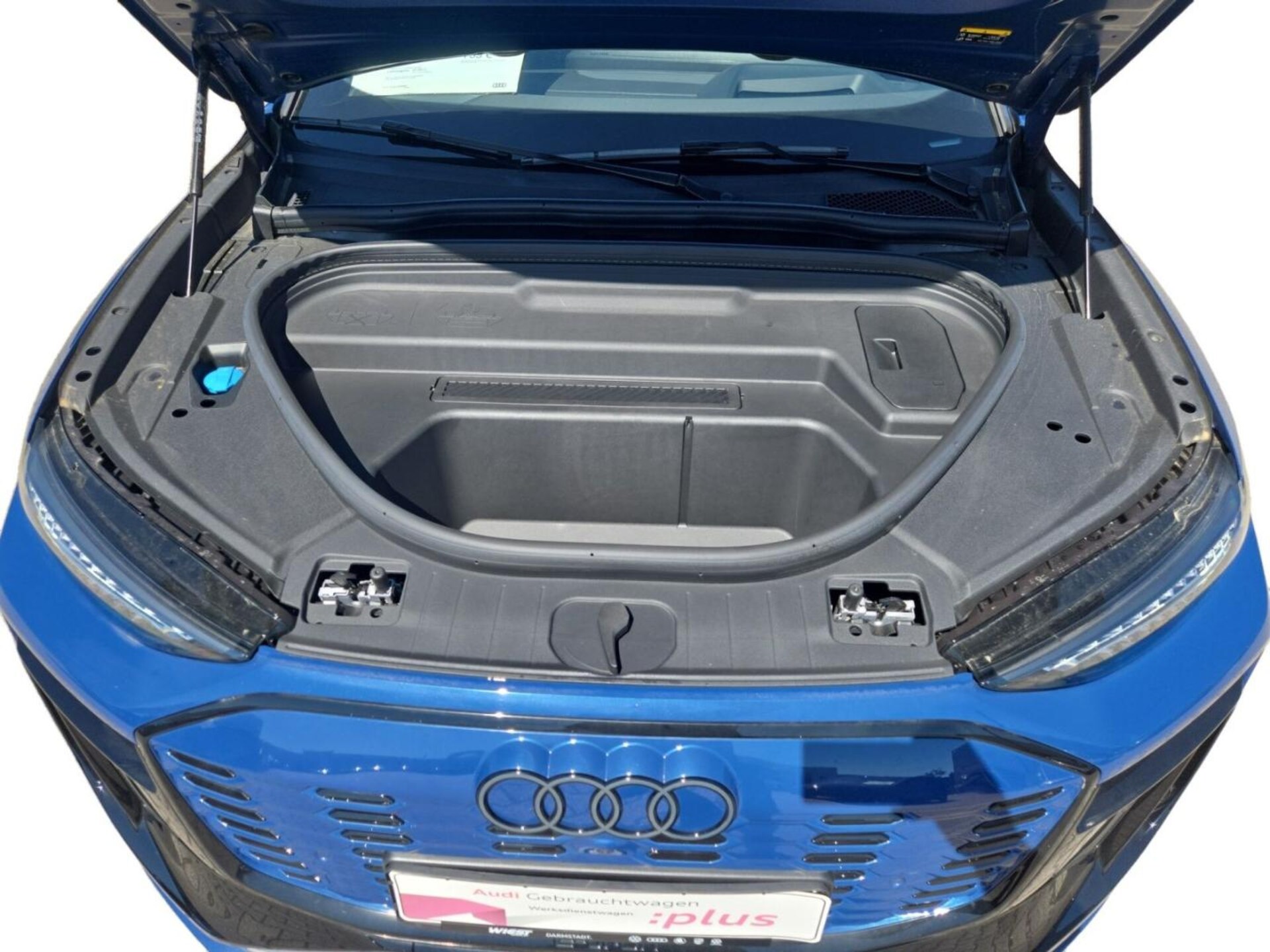 Audi Q6 SUV e-tron