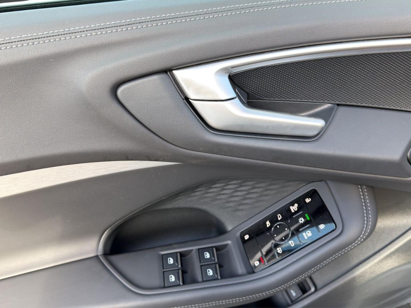 Bild über Audi A5 Avant TDI quattro 150 kW S tronic - für weitere Informationen kontaktieren Sie den Audi Partner