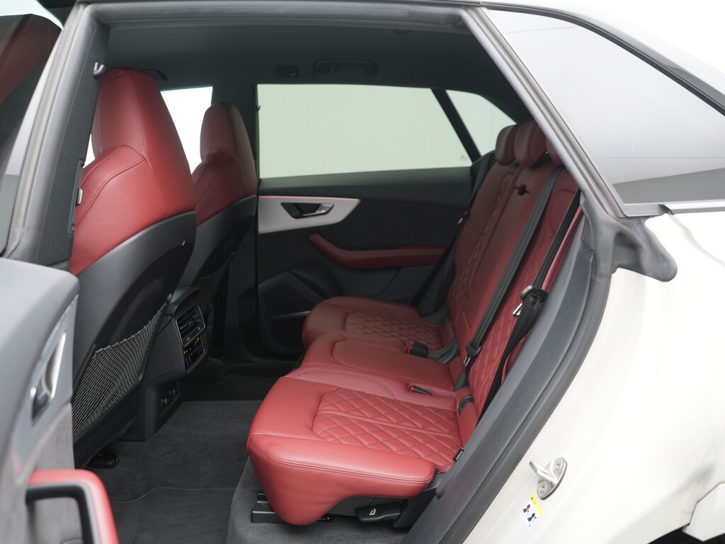 Image about Audi SQ8 TFSI quattro tiptronic